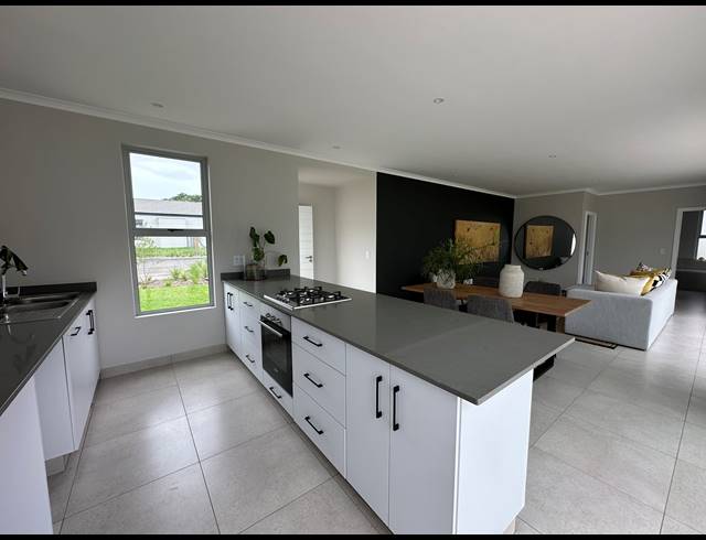 2 BEDROOM HOUSE FOR SALE IN LALELA ESTATE